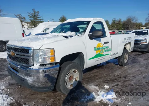 2013 Chevrolet Silverado 2500Hd Work Truck z USA, uszkodzony, nr VIN 1GC0CVCG9DF213237